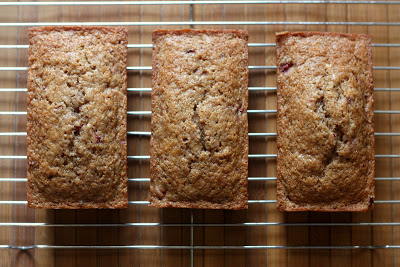 strawberry cinnamon bread