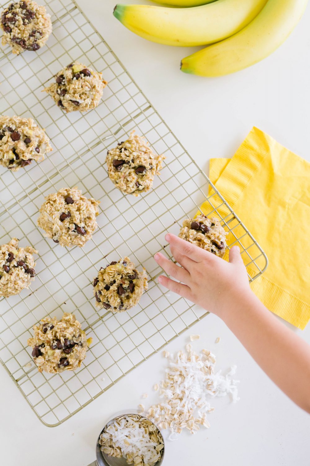 healthy banana cookies