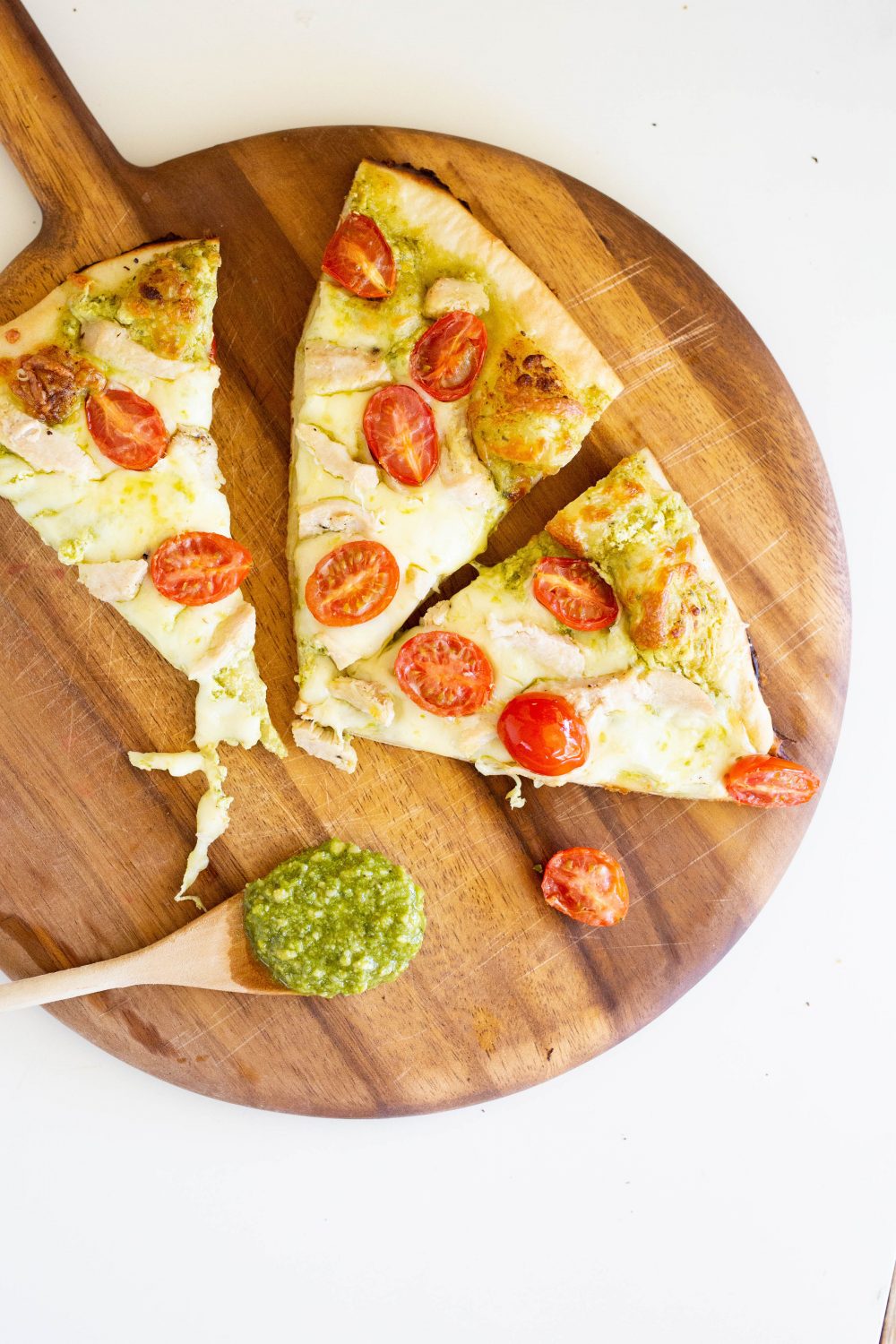 pesto and goat cheese pizza