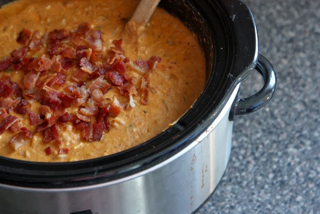 Slow Cooker Jalapeno Popper Chicken - The Magical Slow Cooker