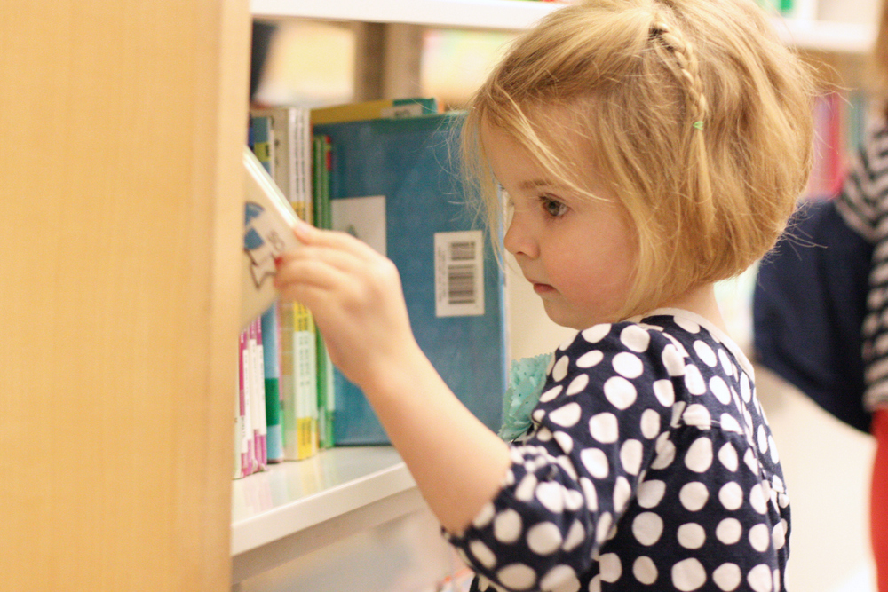 6 Tips for Visiting the Library with Children Everyday Reading