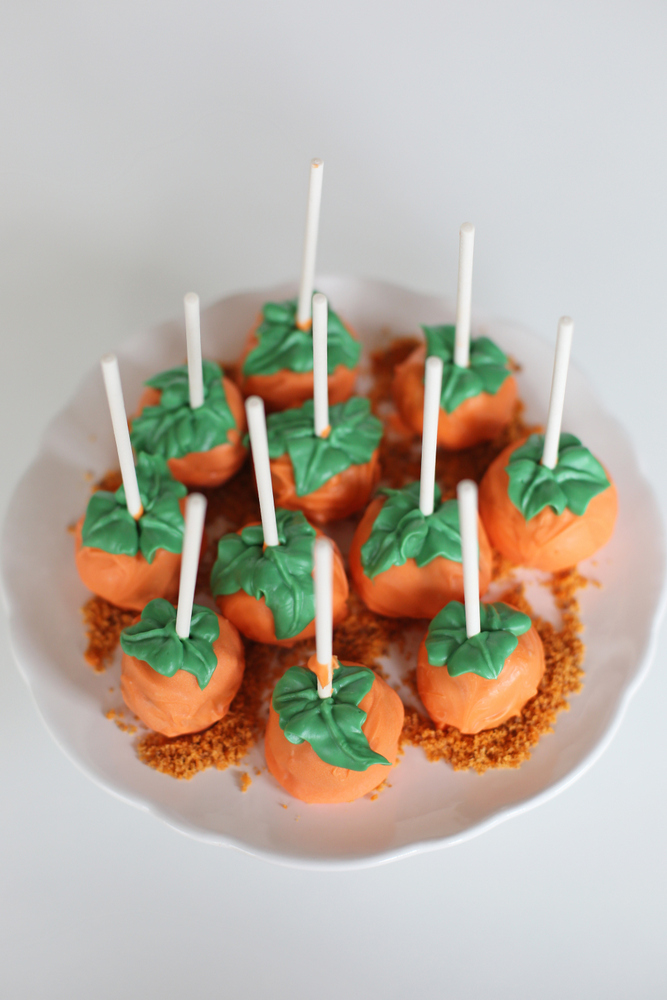 pumpkin cake pops