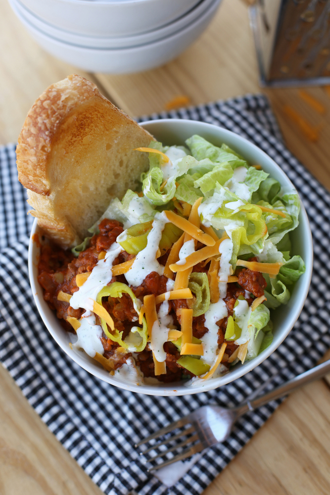 Sloppy Joe Salad Bowls - Everyday Reading