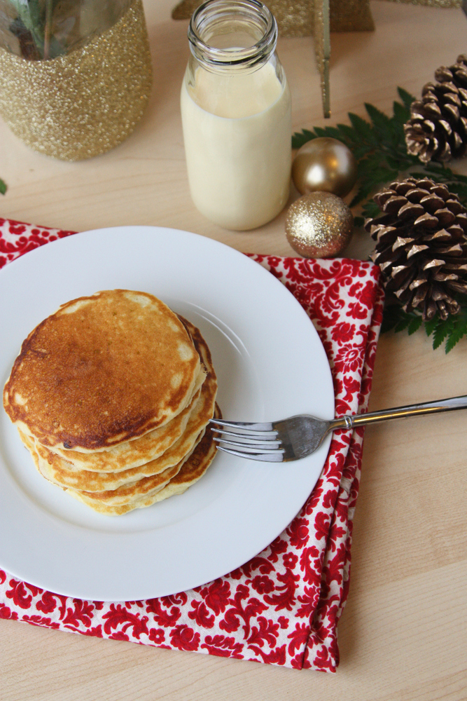 Perfect Eggnog Pancakes - Everyday Reading