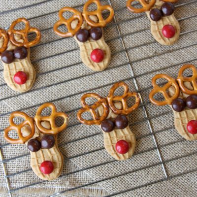 Peanut Butter Sandwich Reindeer Cookies - Everyday Reading