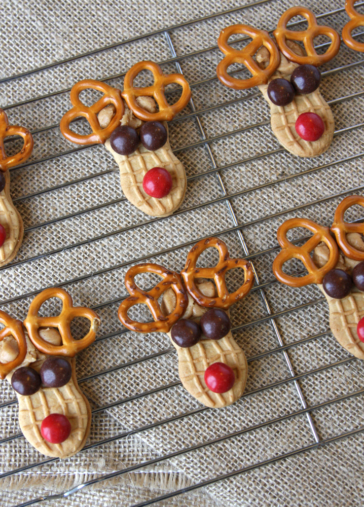 Peanut Butter Sandwich Reindeer Cookies - Everyday Reading