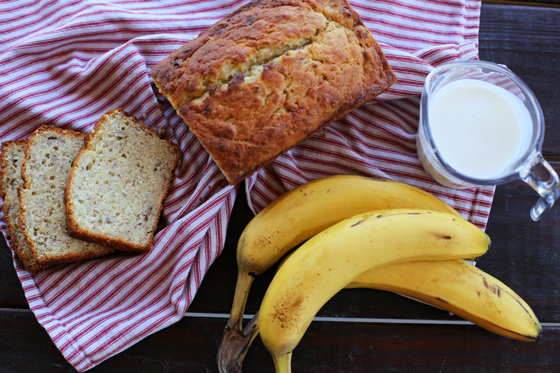 The easiest and best banana bread ever! best banana bread recipe