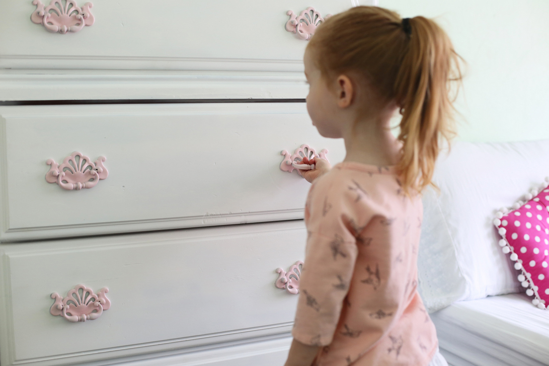 Easy spray paint makeover of a dresser - no primer required! Easy spray paint makeover of a dresser - no primer required!