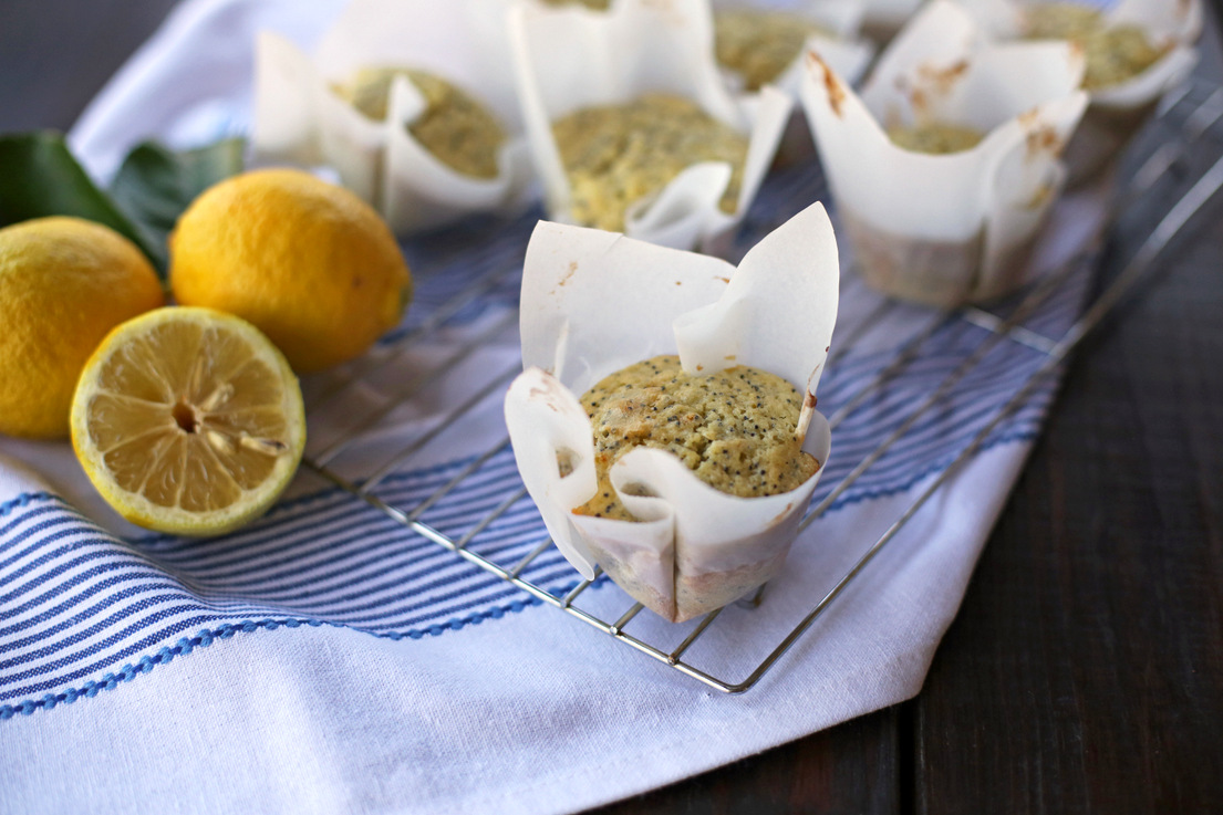 Just like the ones you'd buy in a bakery! Lemon poppyseed muffins...just like the ones you'd buy in a bakery!