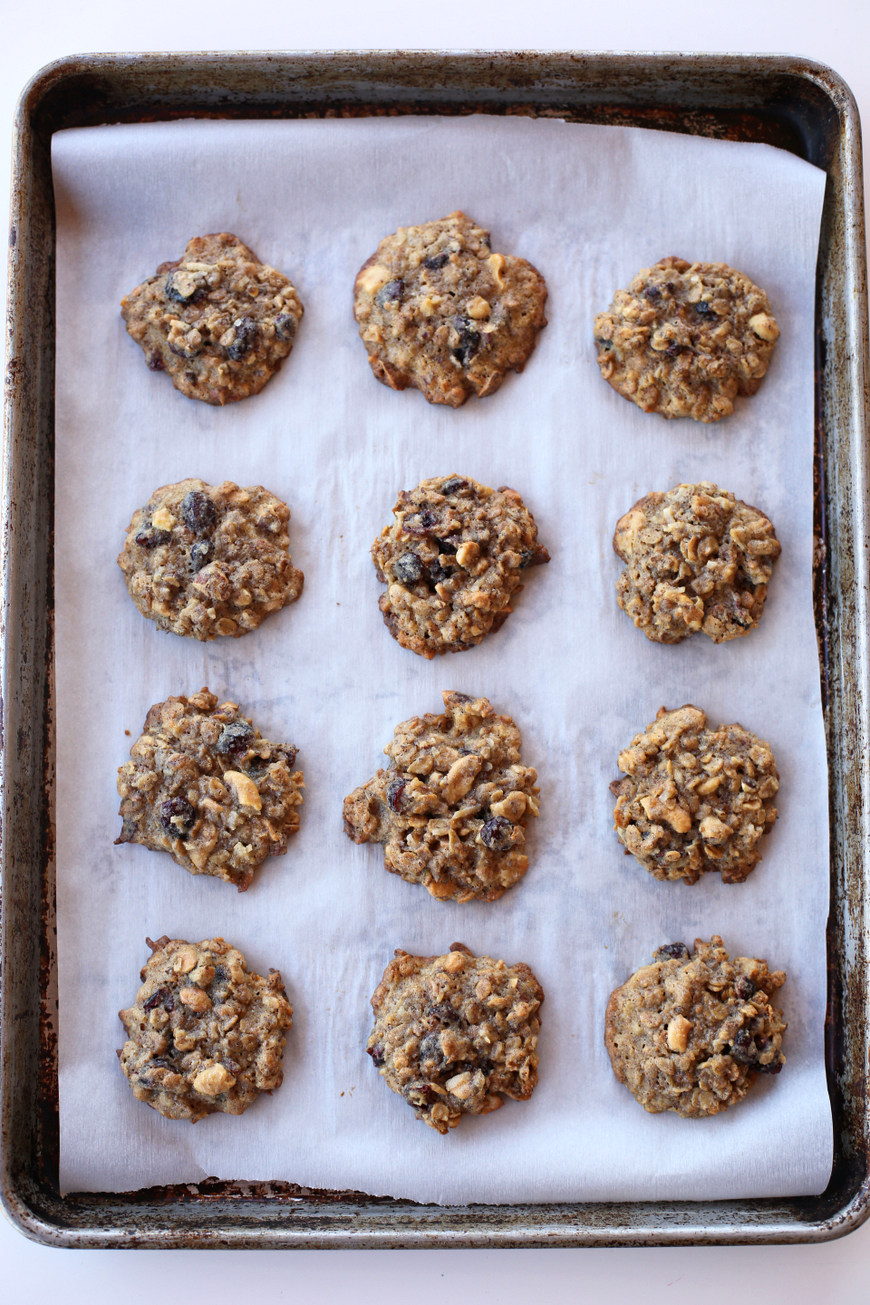chewy granola cookies