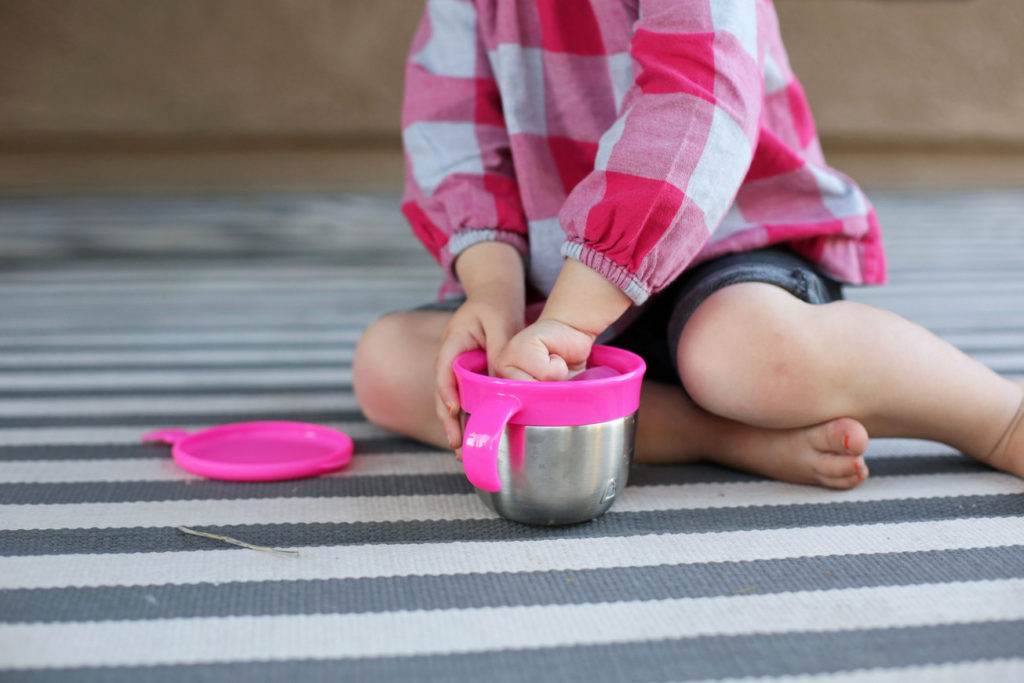 Munchkin Snack Plus Stainless Steel Catcher, Pink