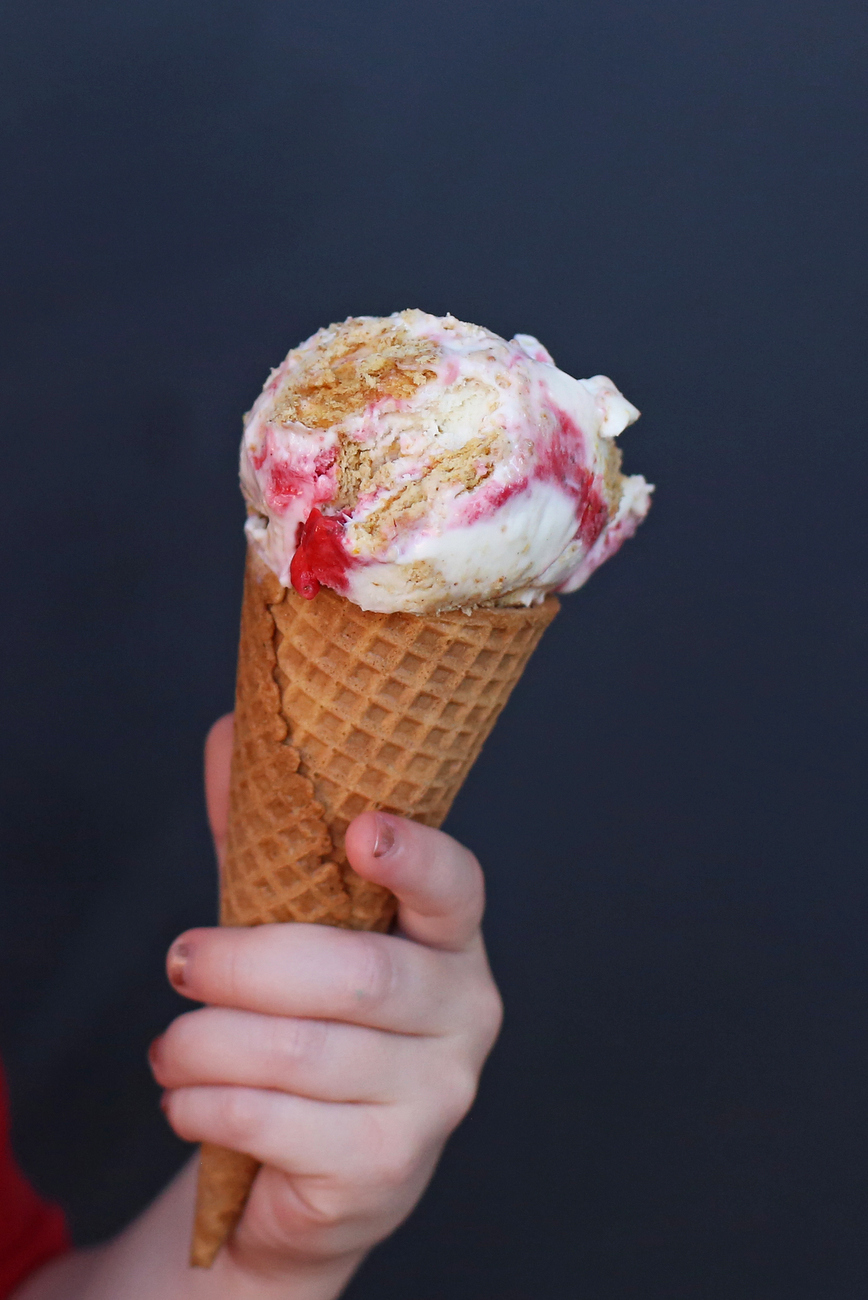 strawberry cheesecake ice cream