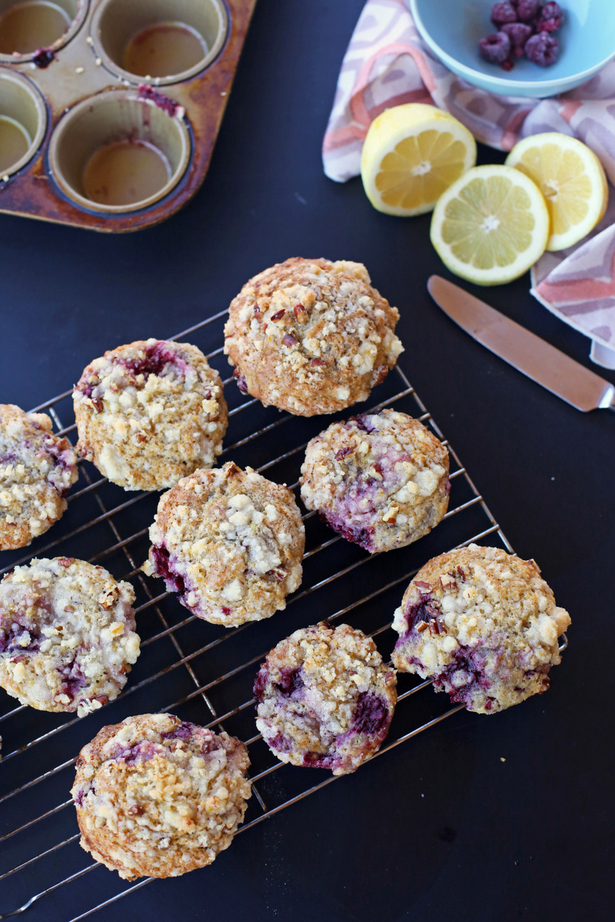 Raspberry muffins with lemon zest and crumble topping