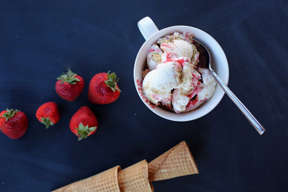 strawberry cheesecake ice cream