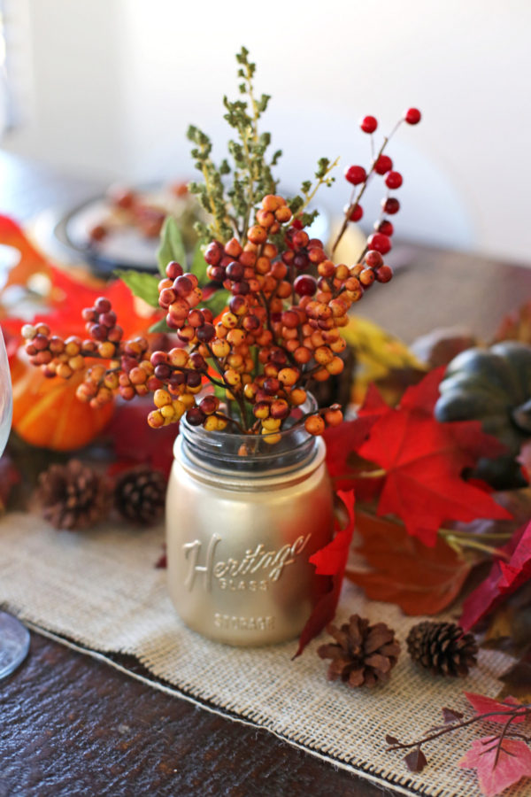The Prettiest Autumn Tablescape - Everyday Reading