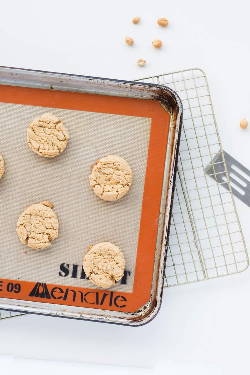 peanut butter cookies