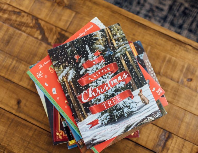 15+ Favorite Books about Christmas Trees