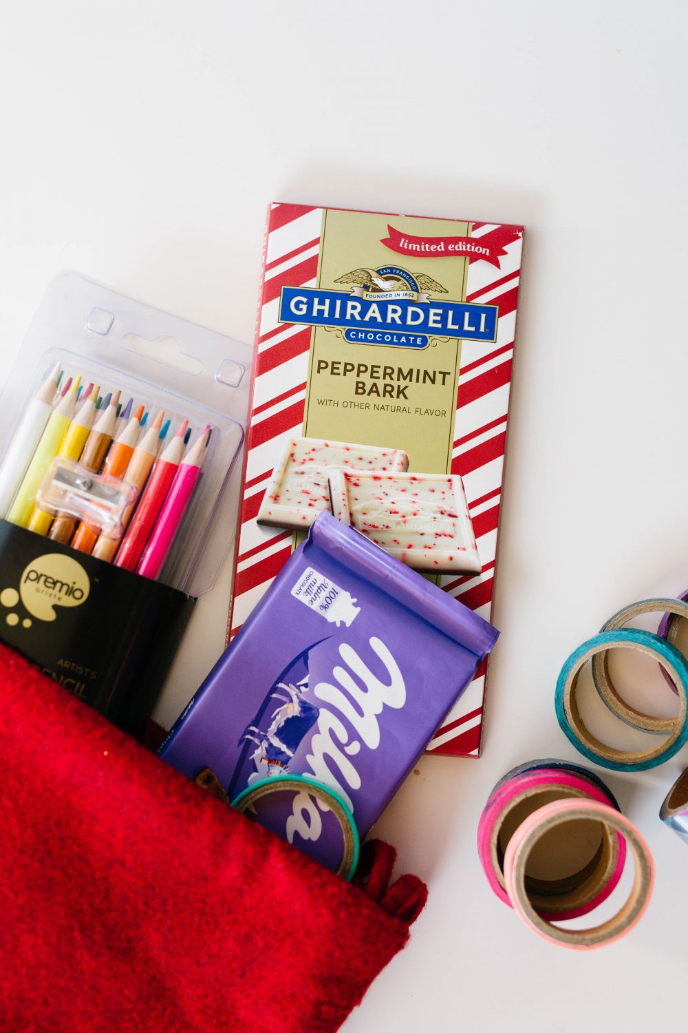 How We Do Stocking Stuffers for Kids - Everyday Reading