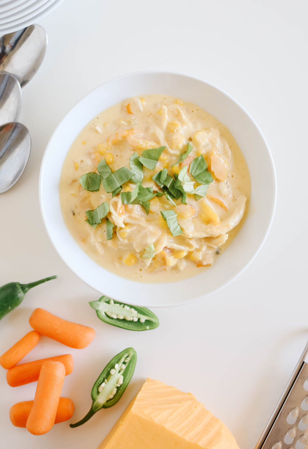 https://everyday-reading.com/wp-content/uploads/2020/09/corn-chowder.jpg