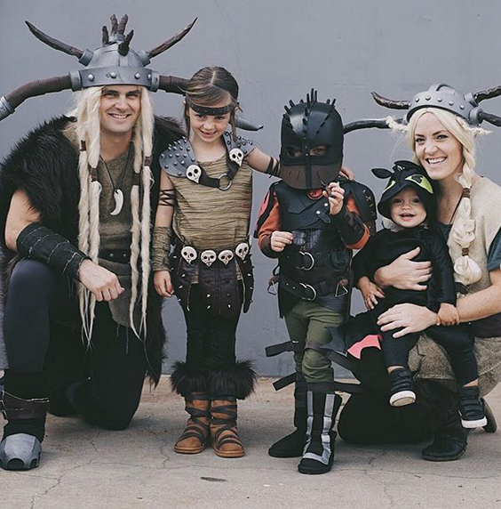 how to train your dragon family costume