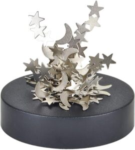 https://everyday-reading.com/wp-content/uploads/2022/11/magnetic-star-and-moon-sculpture-269x300.jpg