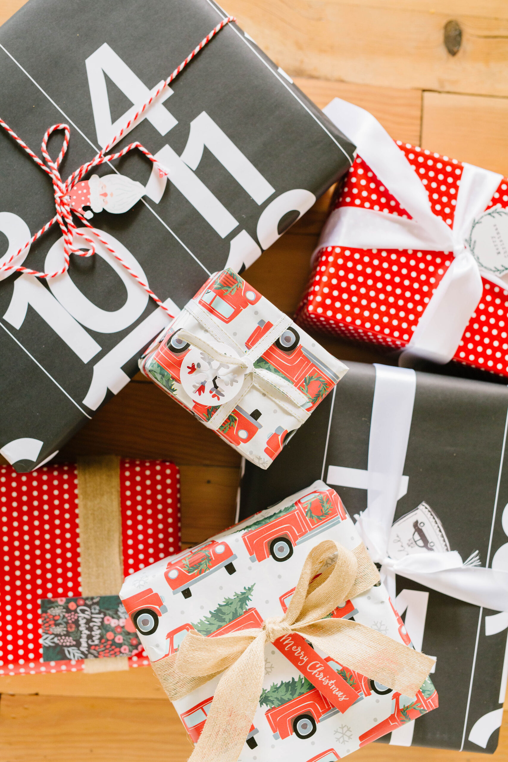 6 Christmas Gift Exchange Ideas To Throw Your Best Party Yet