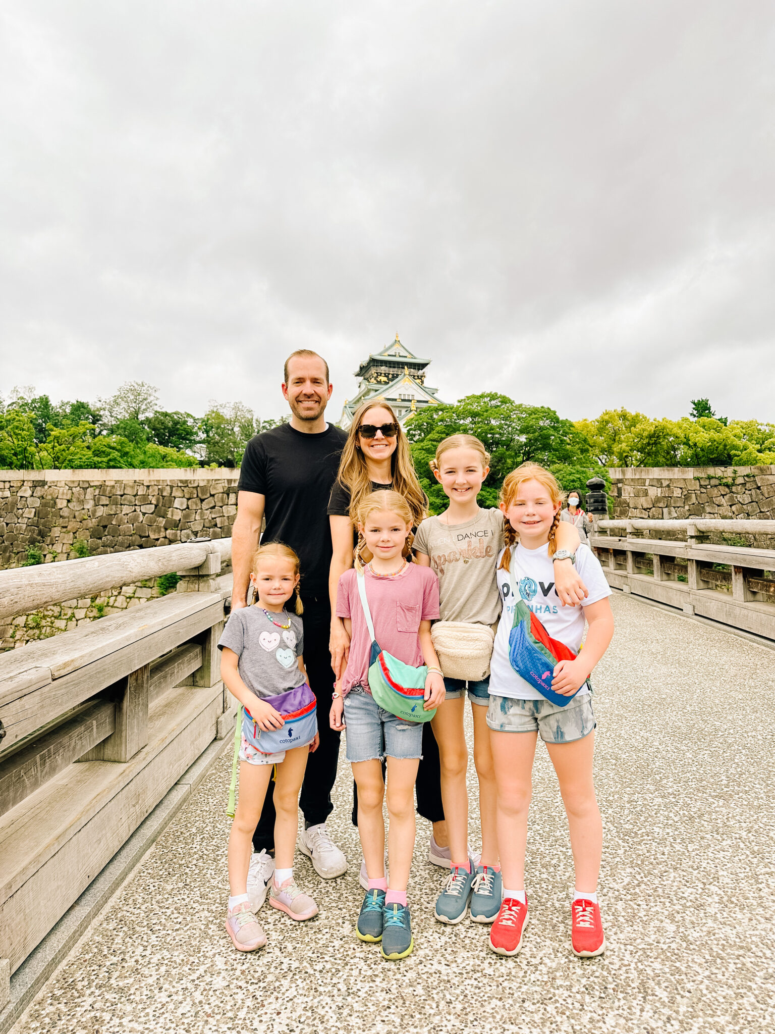 fanny packs for kids while traveling