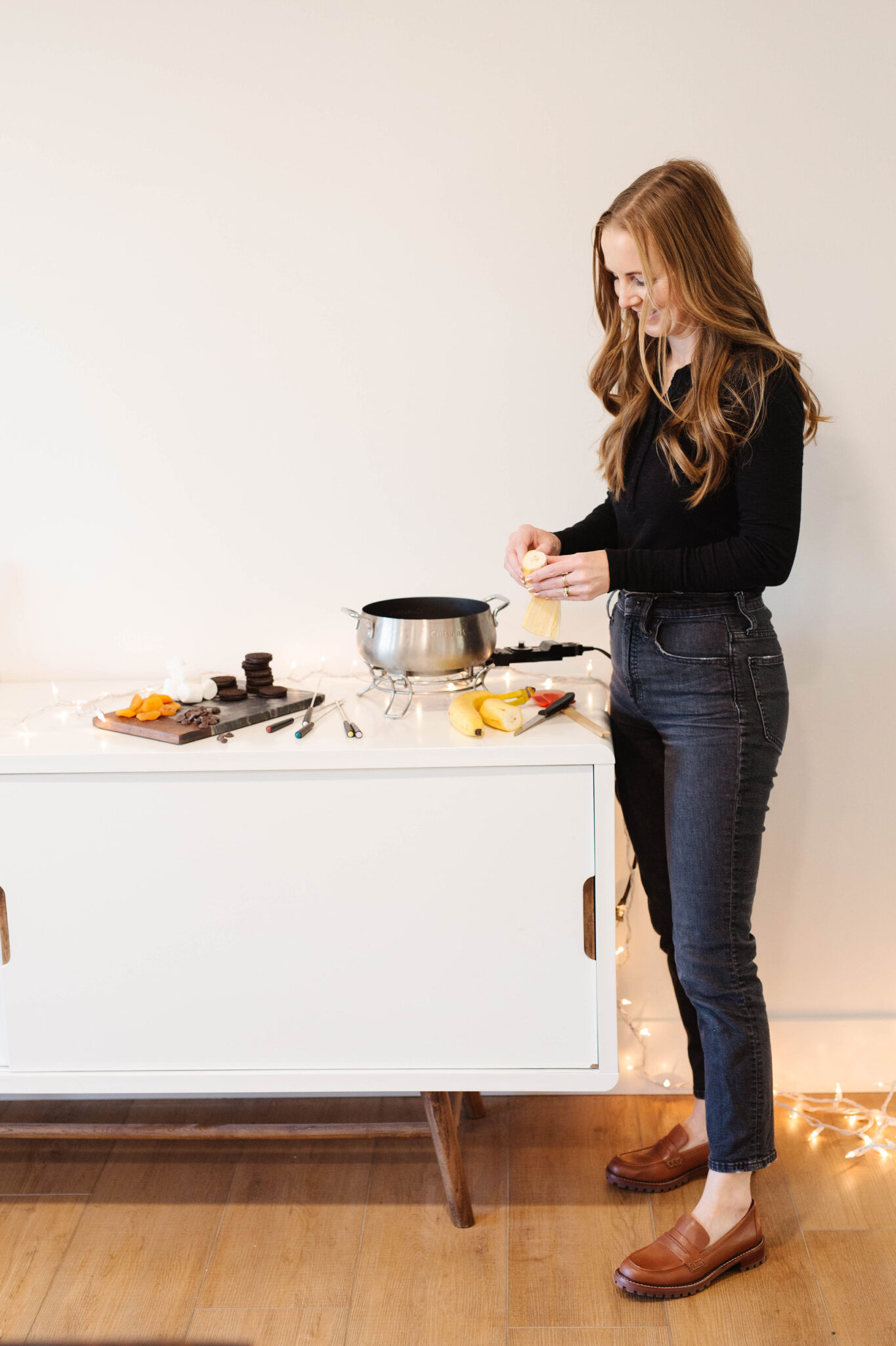 Our New Year's Eve Fondue Party - Everyday Reading